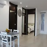 La Vela Apartment *