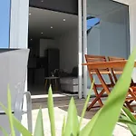 La Vela Apartment